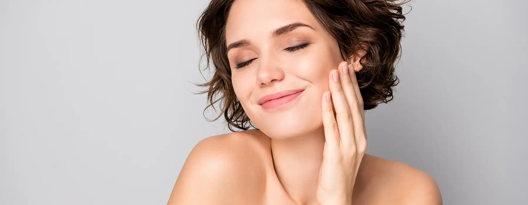 Diamond Glow Facial: A Medical-Grade Skin Treatment for Glowing Skin